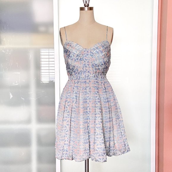Sine Anthropologie 100% silk blue and pink dress size 6 | actual size 2/… - Picture 4 of 9